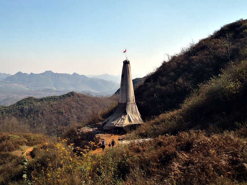 再出發(fā)，亮巖